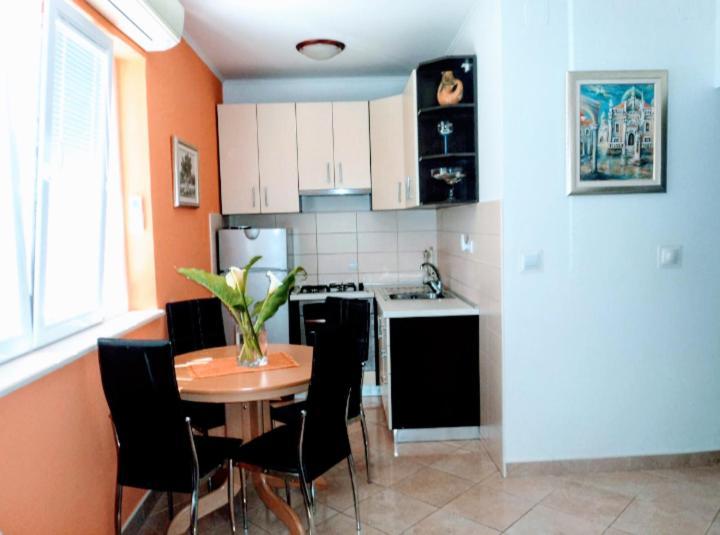 Apartments Karoma Mlini Kültér fotó